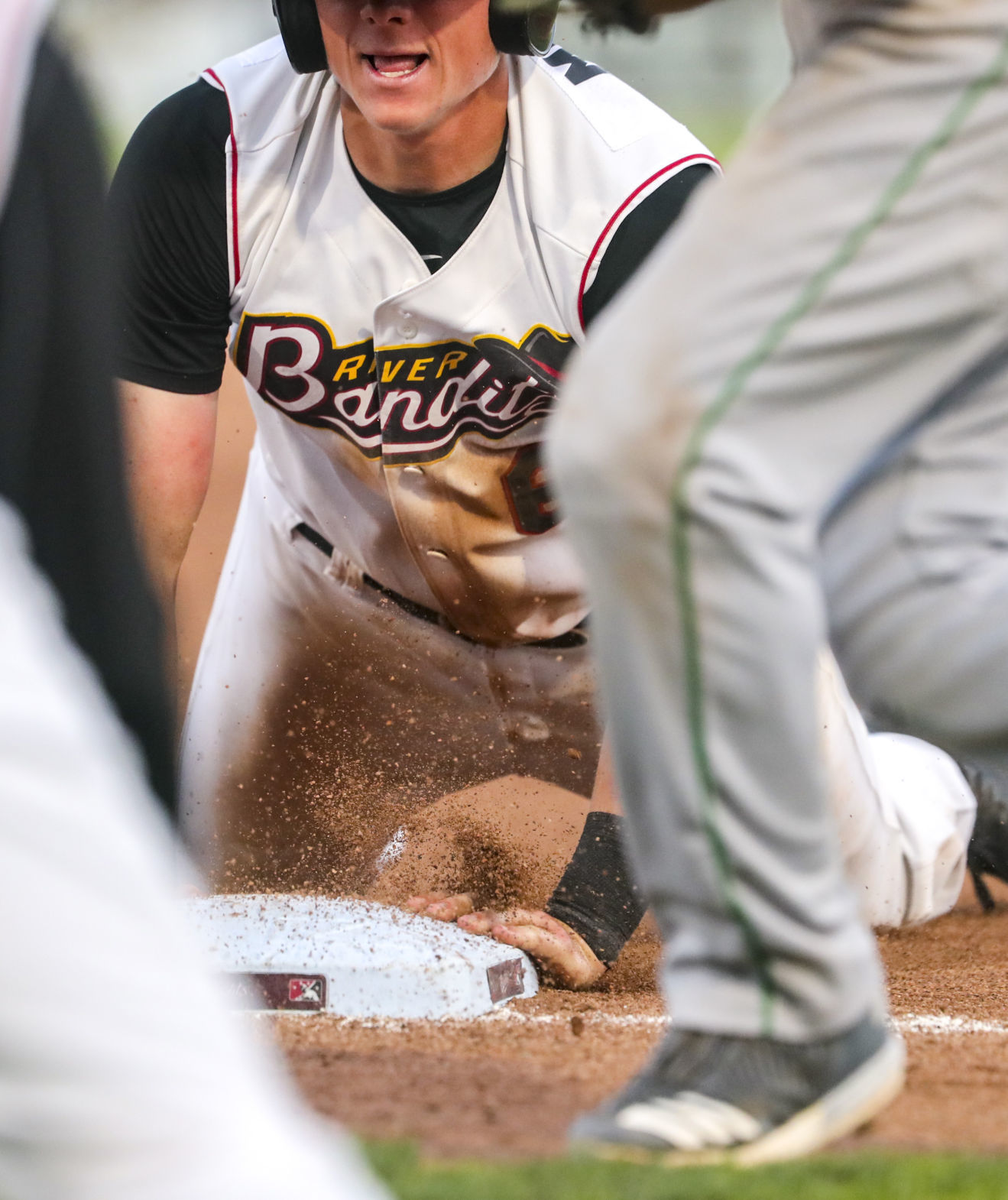 061318-qct-bandits-lumberkings-019